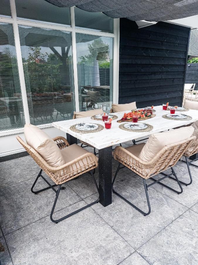 Luxe Vakantiehuis Nova Met Zwembad Ouddorp Ngoại thất bức ảnh