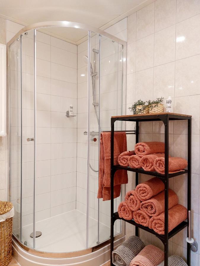 Luxe Vakantiehuis Nova Met Zwembad Ouddorp Ngoại thất bức ảnh